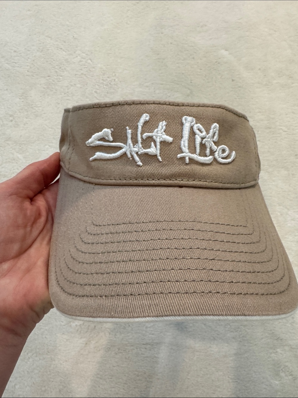 Salt Life sun visor. OS.